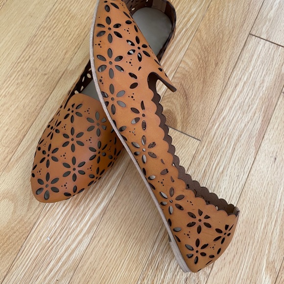 BNWT handmade 💯 leather, mustard khussa flats jutti - Picture 5 of 7